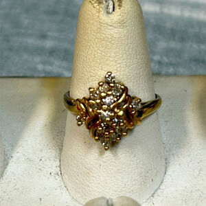 409196 14k yg diamond ring